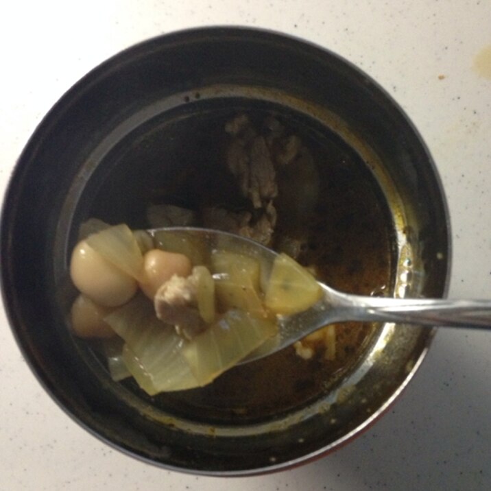 豆と豚肉のカレースープ